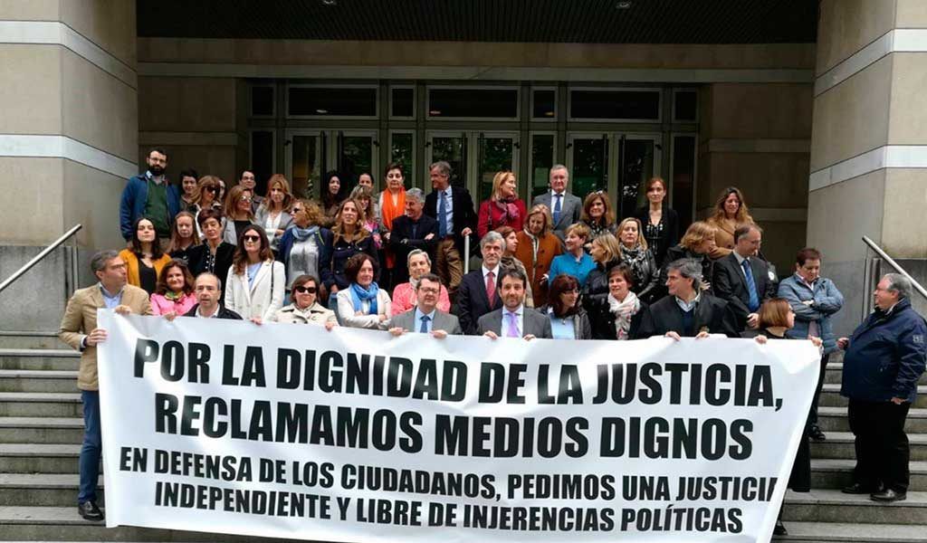 Justicia por la cuenta que nos trae, por Raimundo Prado