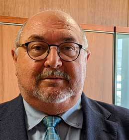 Vitorinos: ENRIQUE PERALTA