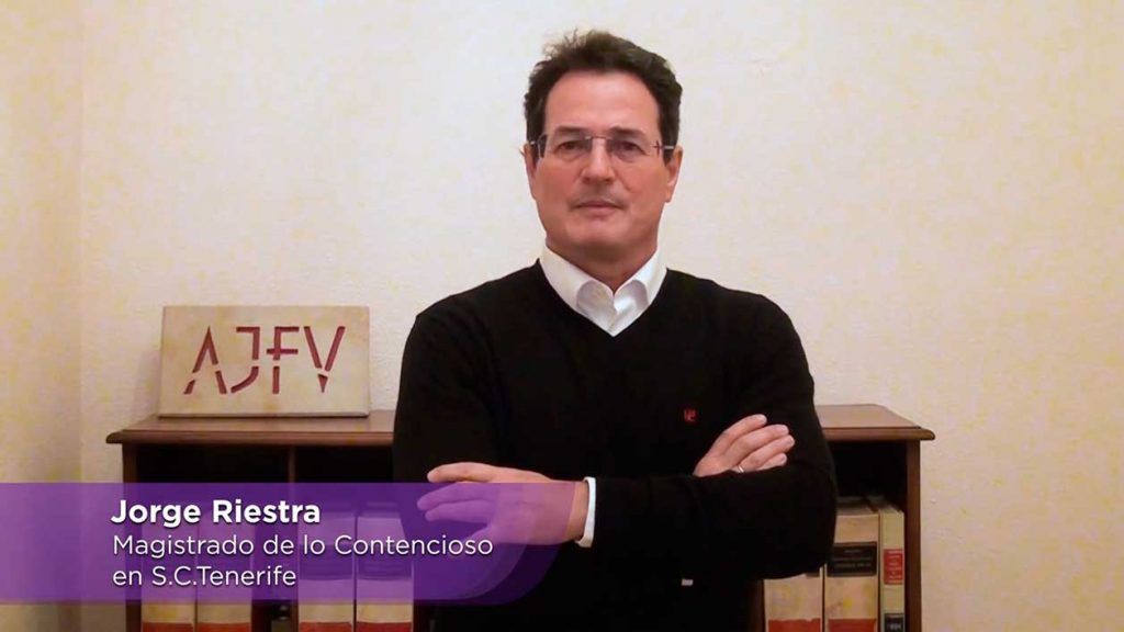 VITORINOS EN PERSONA - Jorge Riestra